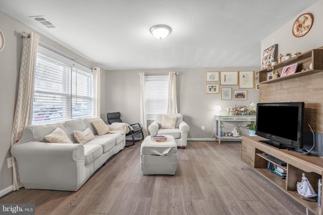 7617 ALLENDALE CIR, Landover, MD 20785