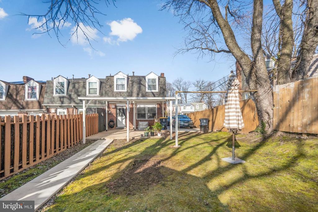 Image 26 of property listing at 7617 ALLENDALE CIR, Landover, MD 20785