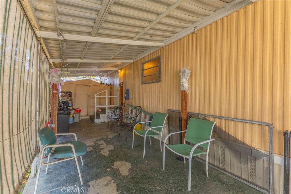 Image 11 of property listing at 2075 W Rialto #29, San Bernardino, CA 92410