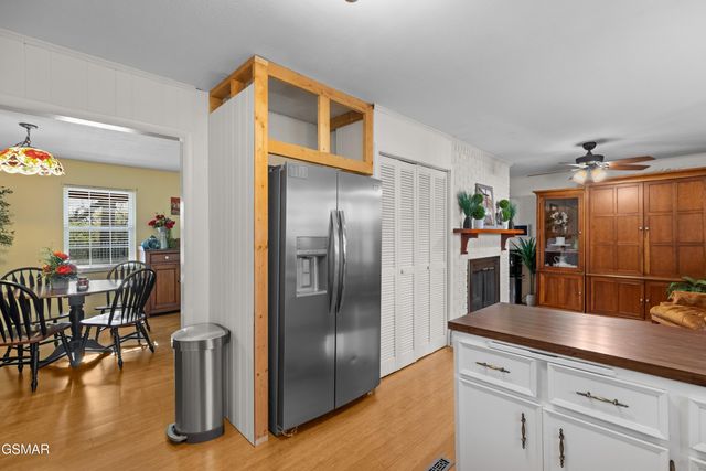 1060 Sunset Circle, Newport, TN 37821