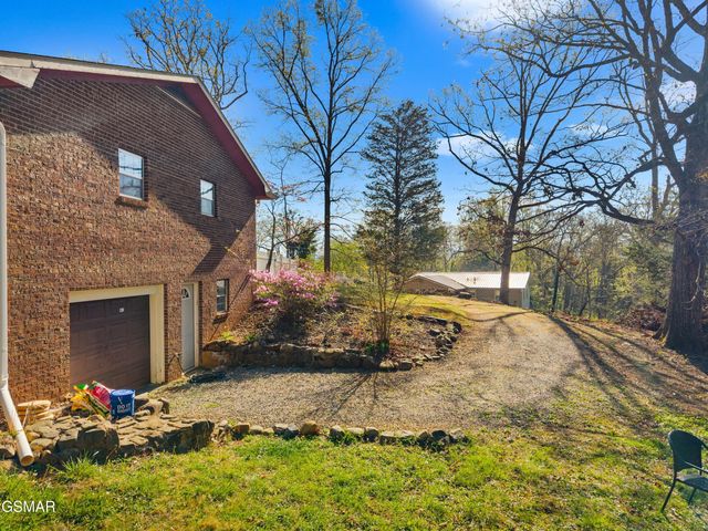 1060 Sunset Circle, Newport, TN 37821