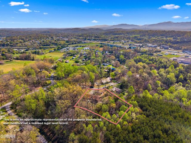 1060 Sunset Circle, Newport, TN 37821