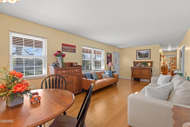 1060 Sunset Circle, Newport, TN 37821