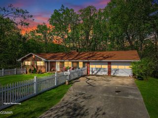1060 Sunset Circle, Newport, TN 37821