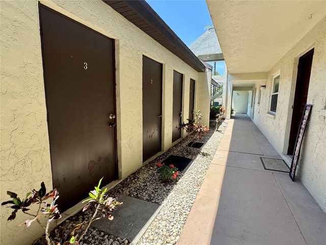 1100 E BAY DRIVE 3, Largo, FL 33770