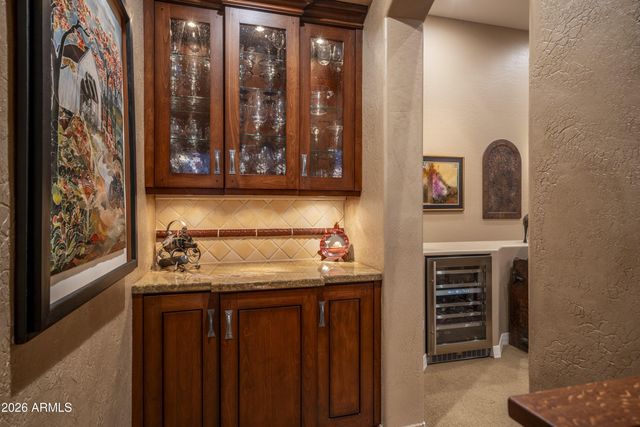 6206 E DUSTY COYOTE Circle, Scottsdale, AZ 85266