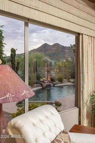 6206 E DUSTY COYOTE Circle, Scottsdale, AZ 85266