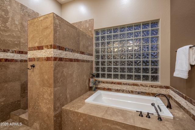 6206 E DUSTY COYOTE Circle, Scottsdale, AZ 85266