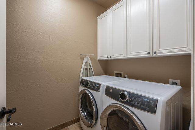 6206 E DUSTY COYOTE Circle, Scottsdale, AZ 85266