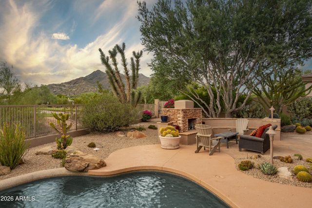 6206 E DUSTY COYOTE Circle, Scottsdale, AZ 85266