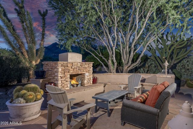 6206 E DUSTY COYOTE Circle, Scottsdale, AZ 85266