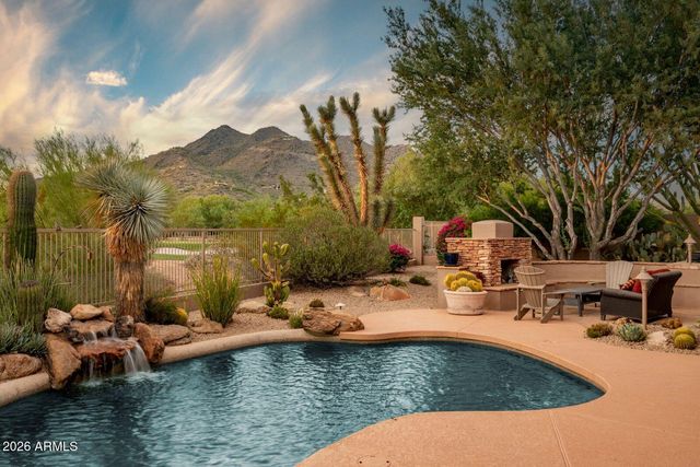 6206 E DUSTY COYOTE Circle, Scottsdale, AZ 85266