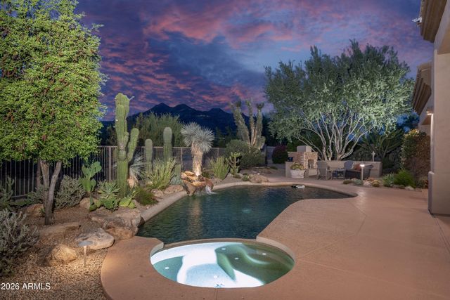 6206 E DUSTY COYOTE Circle, Scottsdale, AZ 85266