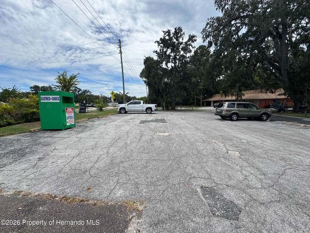 705 Benton Avenue, Brooksville, FL 34601