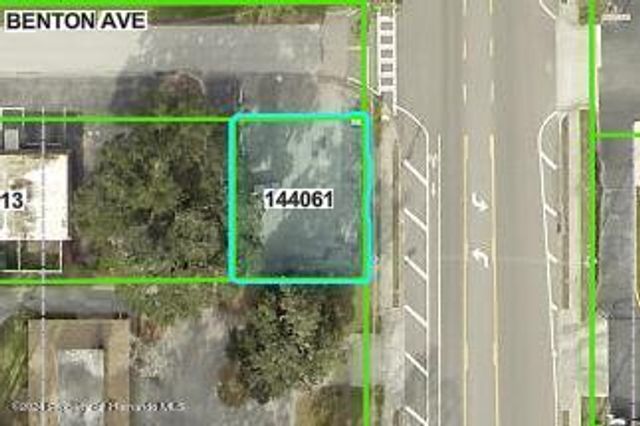 705 Benton Avenue, Brooksville, FL 34601