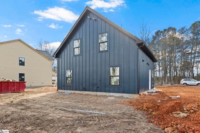 1002 Goodjoin Road, Campobello, SC 29322