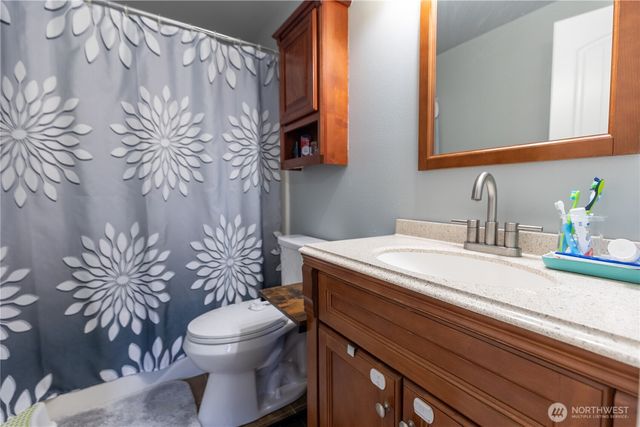 1439 E 35th Street, Tacoma, WA 98404