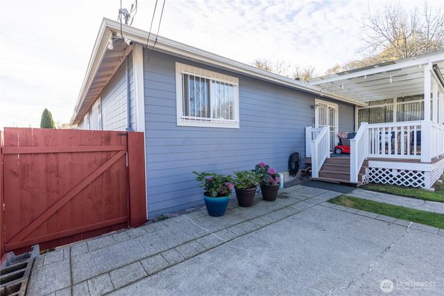 1439 E 35th Street, Tacoma, WA 98404