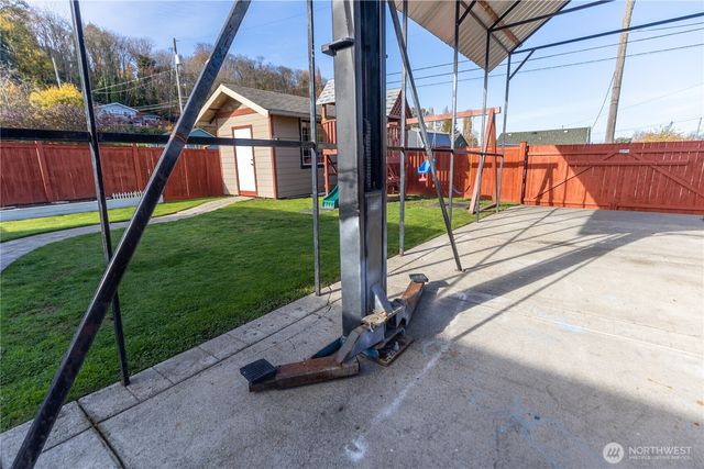 1439 E 35th Street, Tacoma, WA 98404