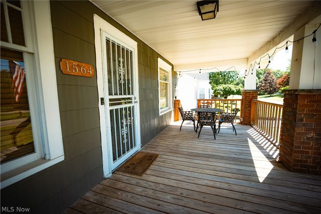 1564 Cascade, Youngstown, OH 44511