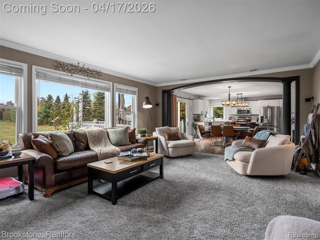 6707 Forest Pointe Boulevard, Davisburg, MI 48350