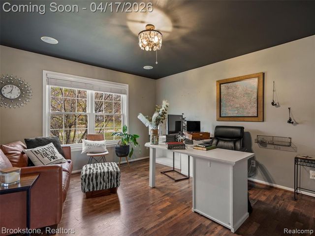 6707 Forest Pointe Boulevard, Davisburg, MI 48350