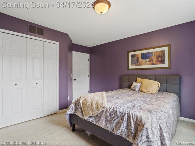 6707 Forest Pointe Boulevard, Davisburg, MI 48350