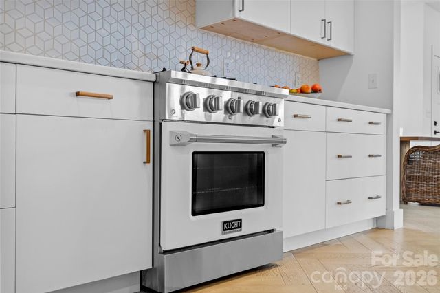 41 Alaskan Drive, Leicester, NC 28748