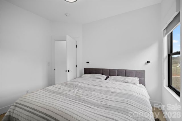 41 Alaskan Drive, Leicester, NC 28748