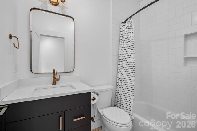 41 Alaskan Drive, Leicester, NC 28748