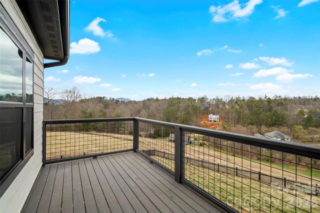 41 Alaskan Drive, Leicester, NC 28748