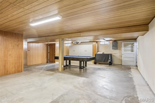 1 Elmwood Court, St Charles, MO 63301