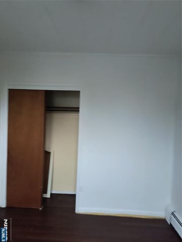 17 Laird Place, Cliffside Park, NJ 07010