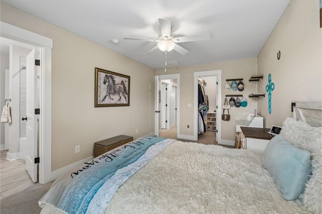 132 Newbury Dr, White House, TN 37188