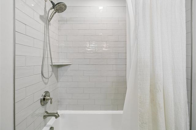 132 Newbury Dr, White House, TN 37188