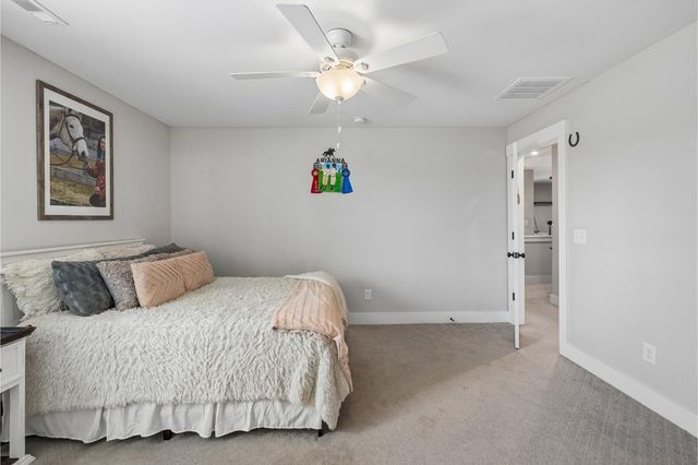 132 Newbury Dr, White House, TN 37188
