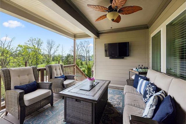 132 Newbury Dr, White House, TN 37188