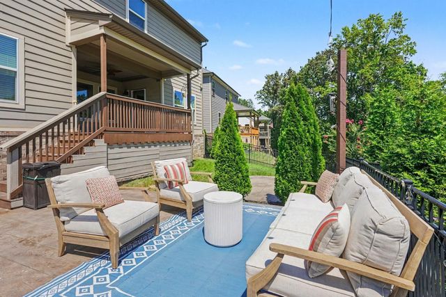 132 Newbury Dr, White House, TN 37188