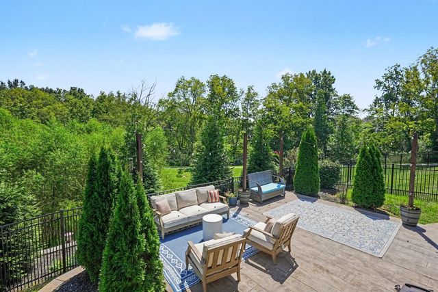 132 Newbury Dr, White House, TN 37188