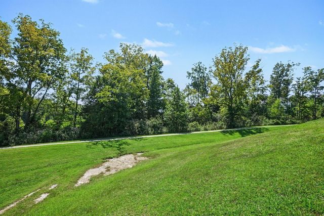 132 Newbury Dr, White House, TN 37188