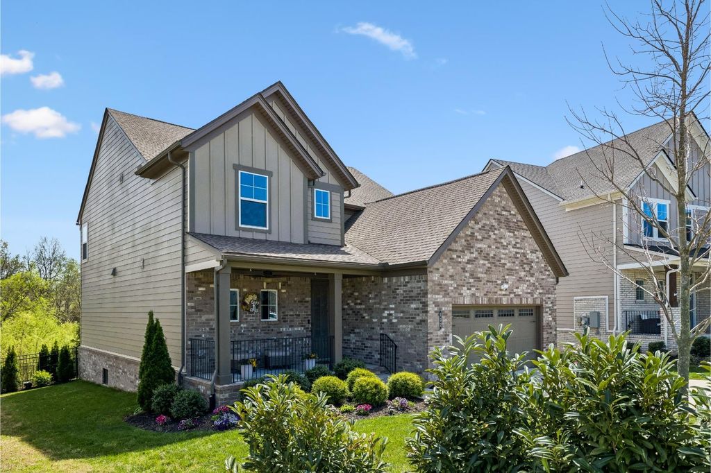 132 Newbury Dr, White House, TN 37188