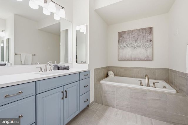 9193 CENTRAL GREEN ST, Lorton, VA 22079