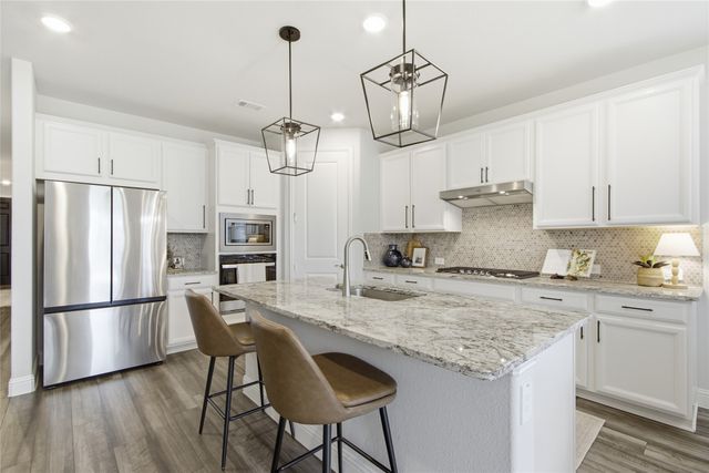 2724 Acadia Drive, Corinth, TX 76210