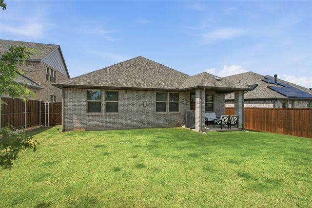 2724 Acadia Drive, Corinth, TX 76210