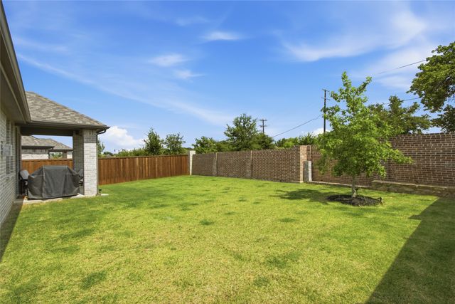 2724 Acadia Drive, Corinth, TX 76210