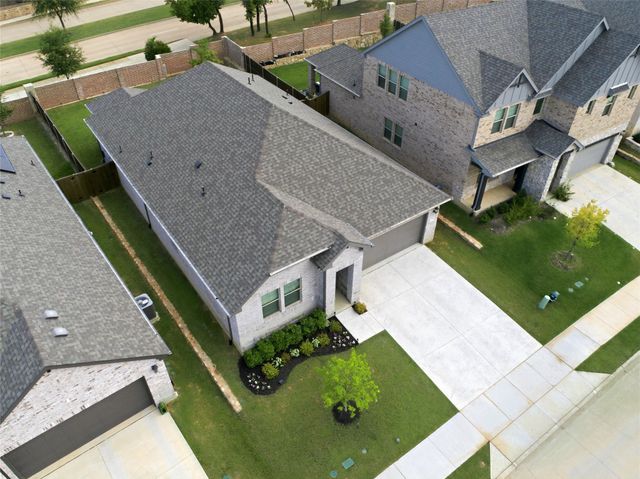 2724 Acadia Drive, Corinth, TX 76210