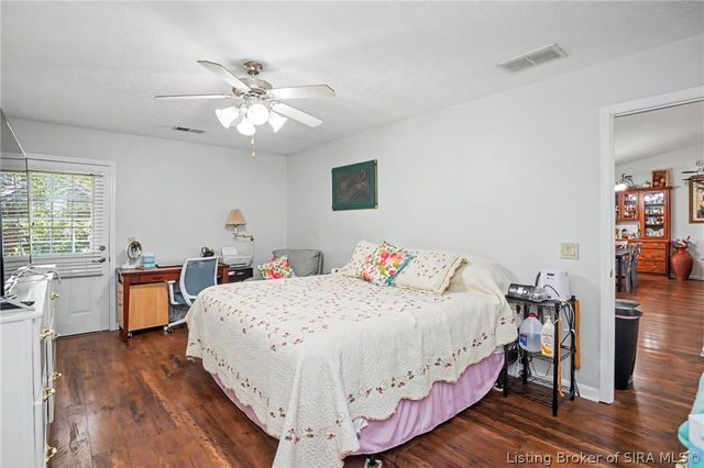3709 Alford Court, Jeffersonville, IN 47130