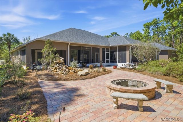 5849 N Durango Terrace, Beverly Hills, FL 34465