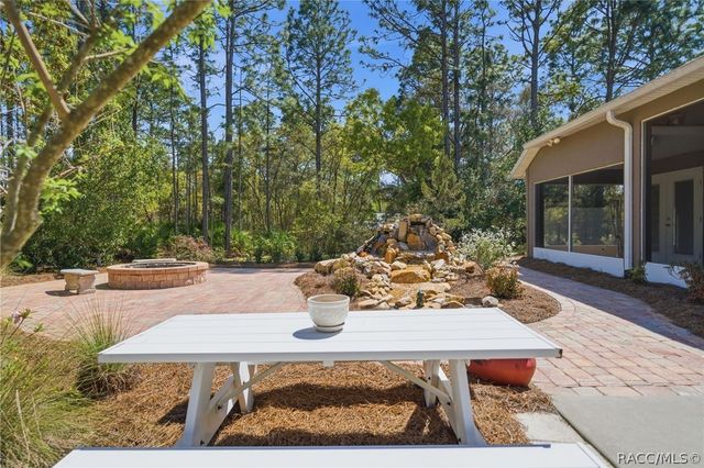 5849 N Durango Terrace, Beverly Hills, FL 34465