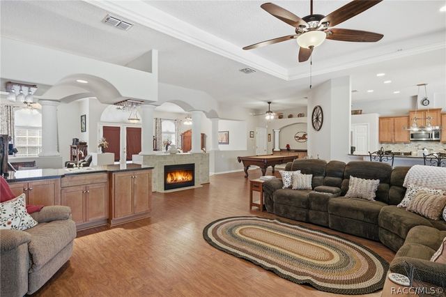 5849 N Durango Terrace, Beverly Hills, FL 34465